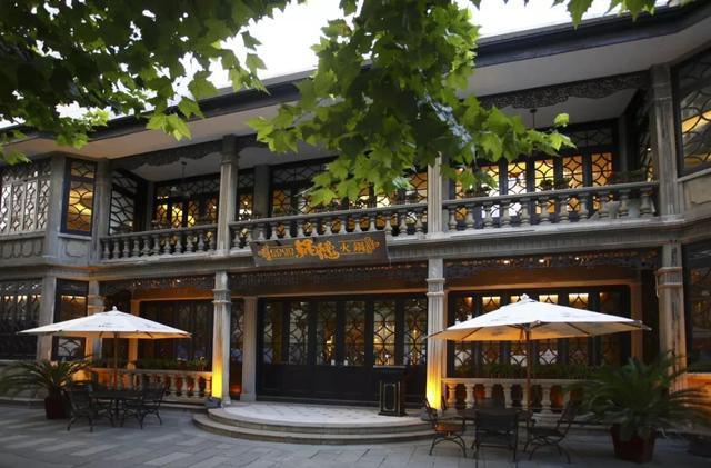 上海鍋德火鍋新天地店一夜人去樓空，又一家高端餐飲關(guān)門！
